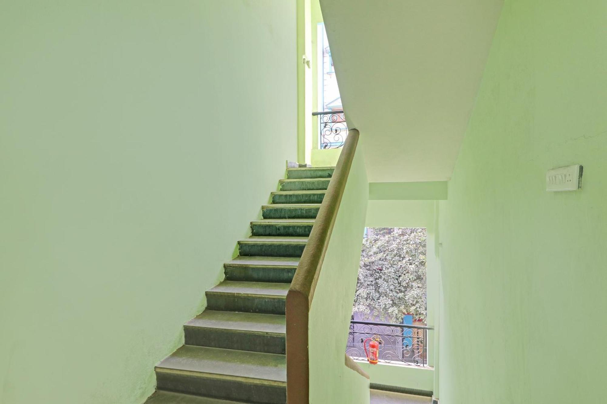 Hotel O Vasista Residency ไฮเดอราบัด ภายนอก รูปภาพ